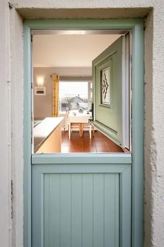 Апартаменты Summerfield Garden *